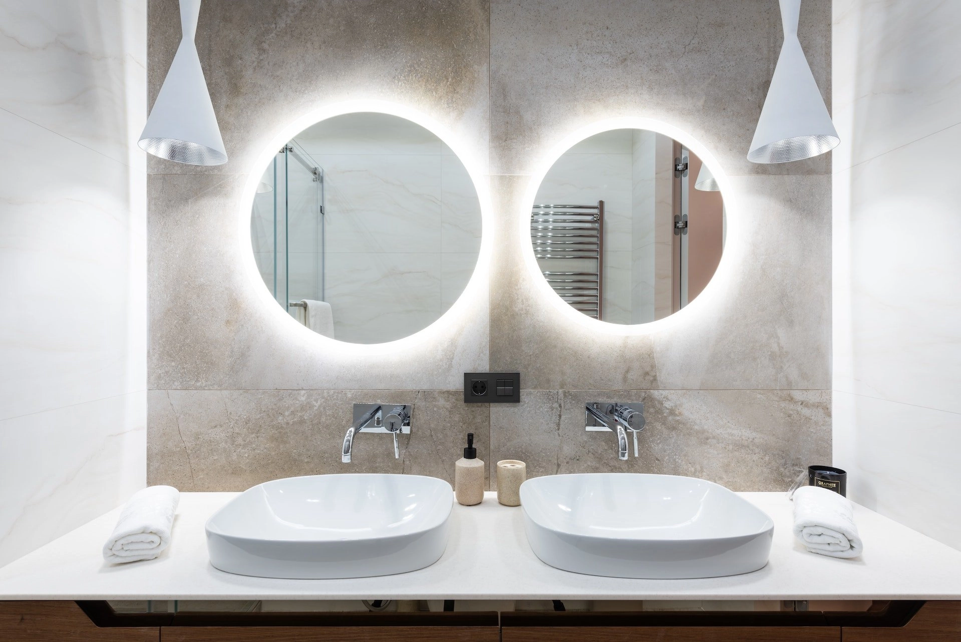 Shower cabins